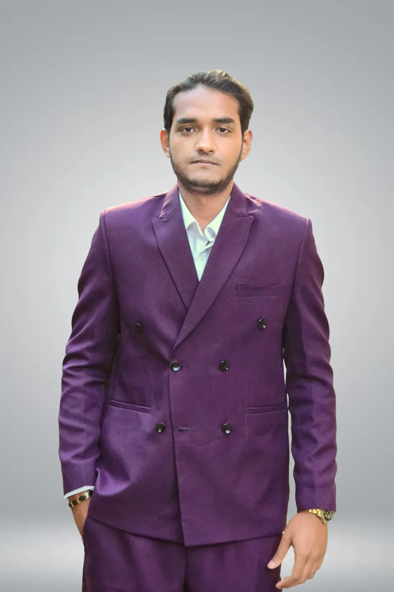 Sayer Khalid, Legal Assistant